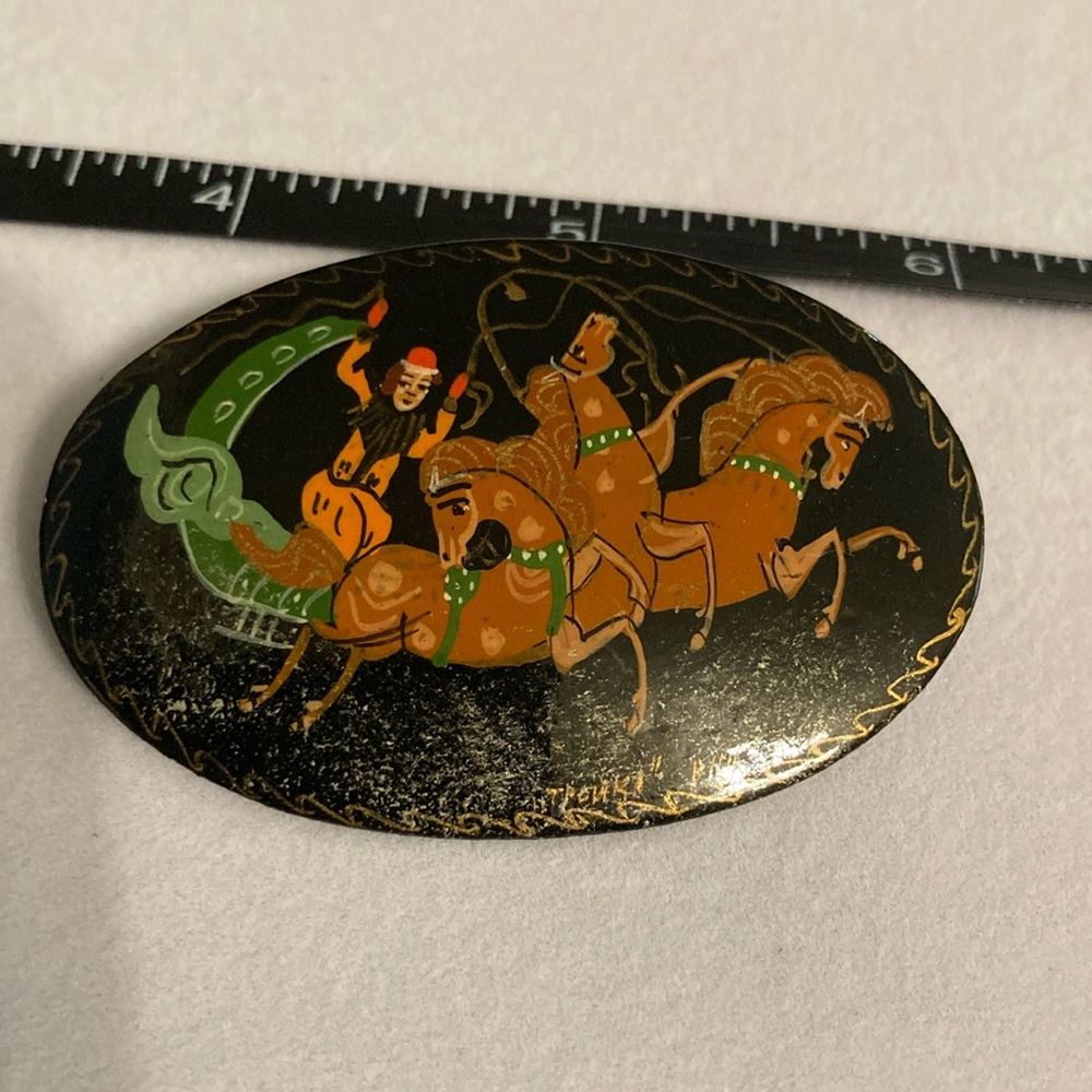 Vintage hand painted Russian brooch